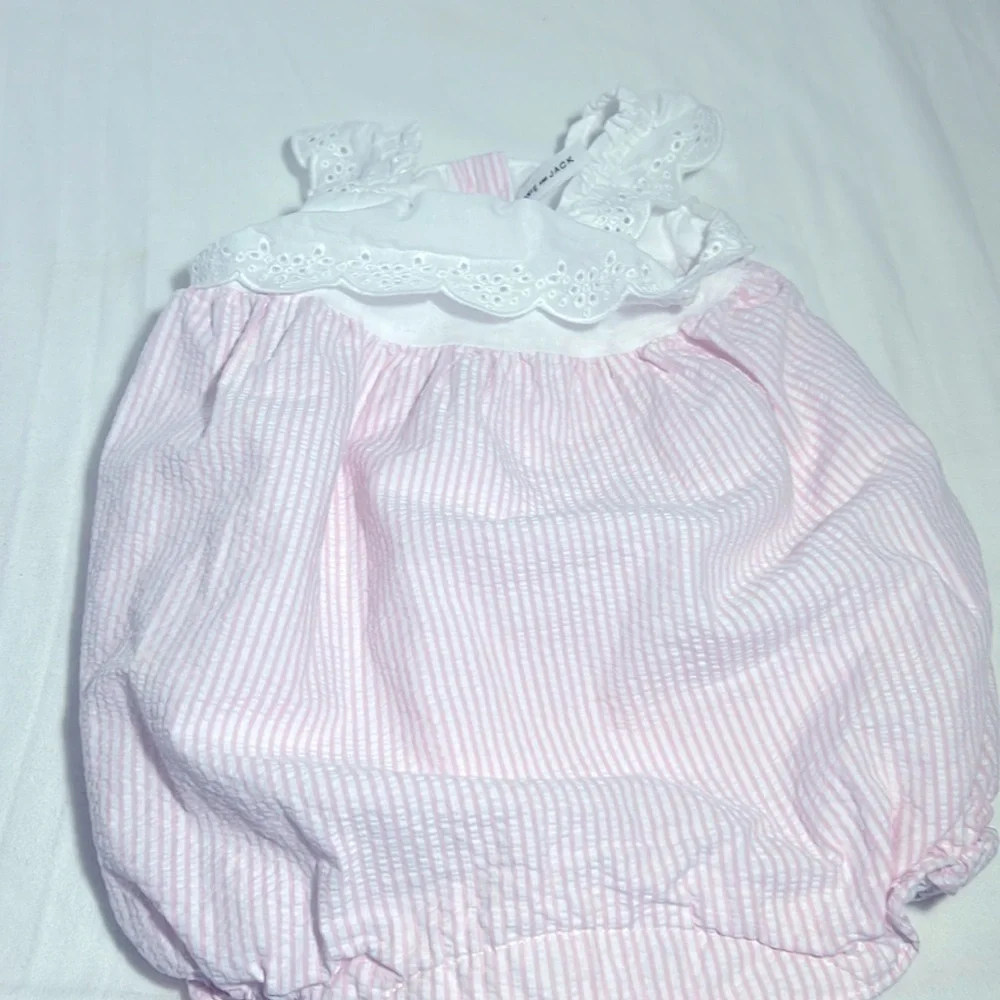 🚼Janie & Jack one piece set pink seersucker 3m to 6m